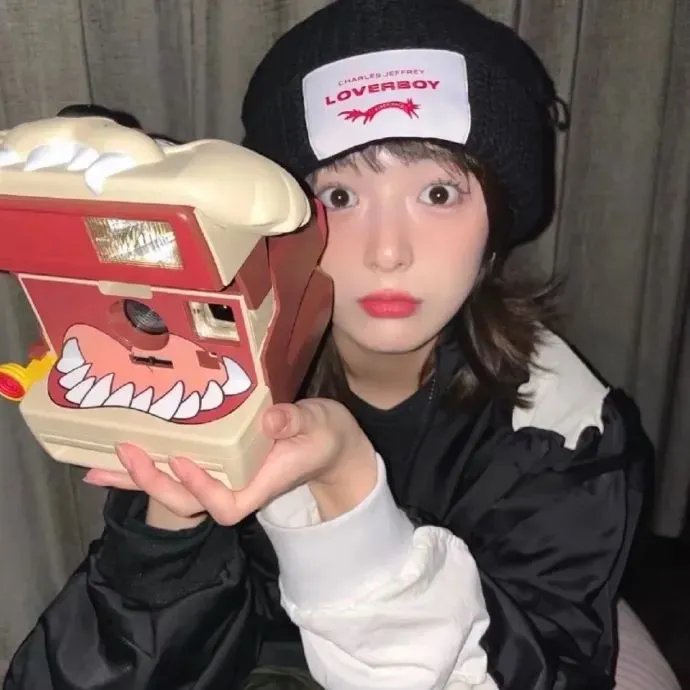 东宫毒封面